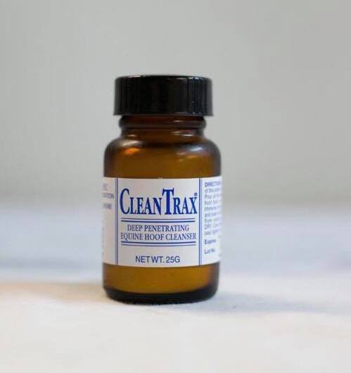 CleanTrax Hoof Cleaner