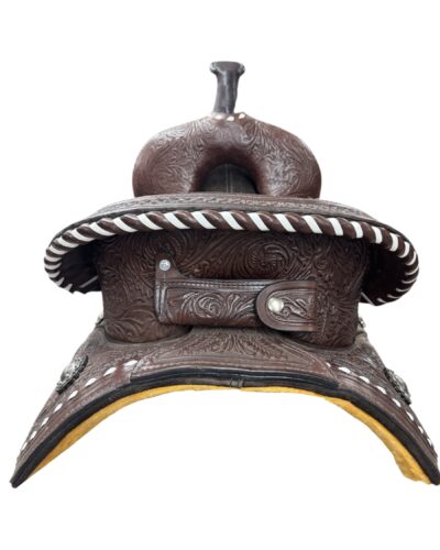 Custom Circle Y Tammy Fischer Buckstitch Treeless Barrel Saddle - Image 4