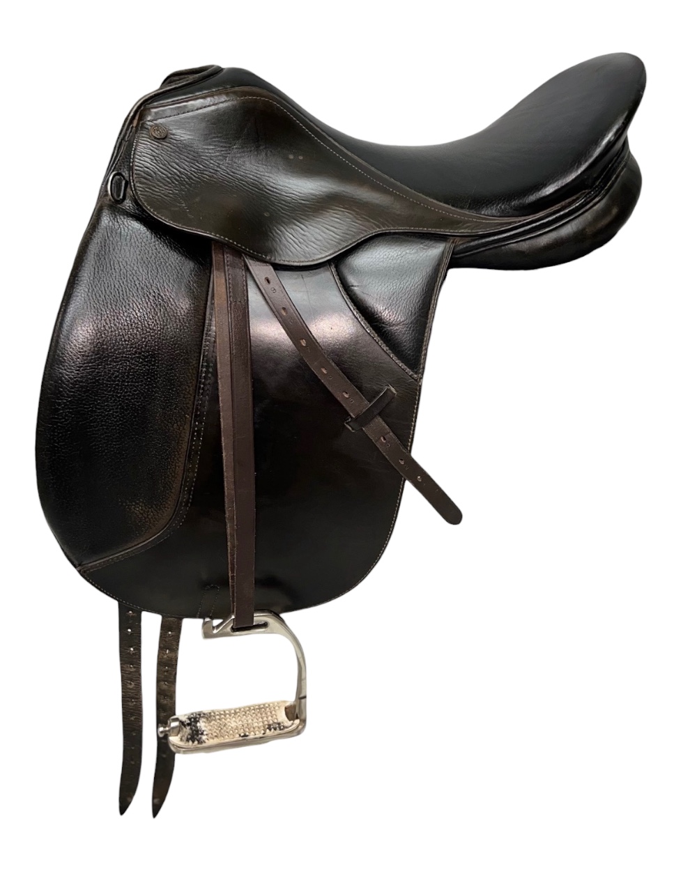 Used 17.5'' Collegiate English Saddle