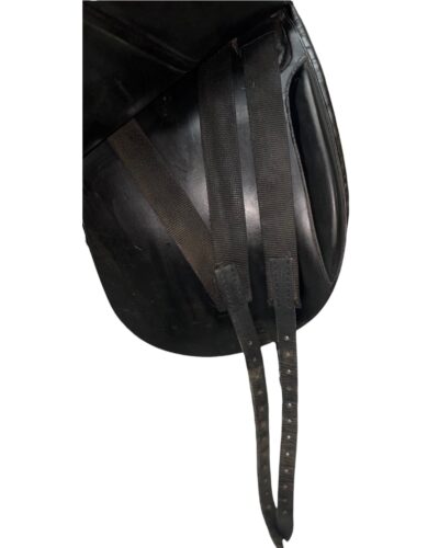 Used 17.5'' Collegiate English Saddle - Image 5