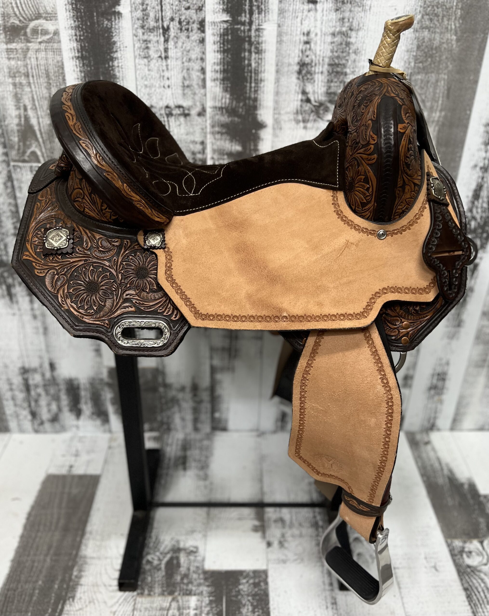 15.5” Circle Y Just-B-Natural (JBN) Sundown Barrel Saddle - Image 5