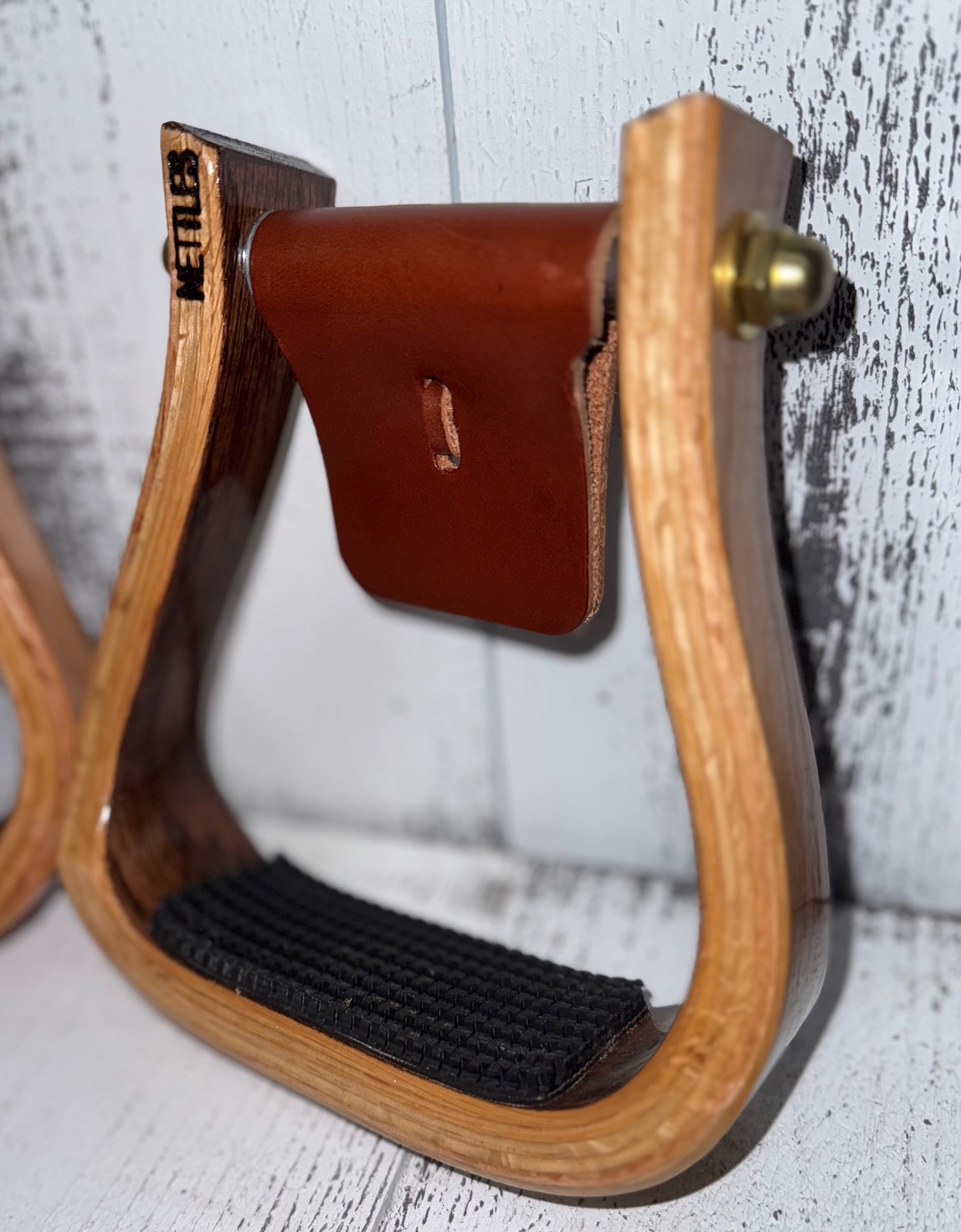 Barrel Racer Nettle Stirrups - Image 8