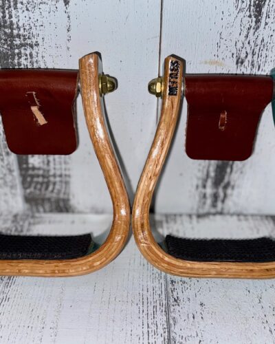 Barrel Racer Nettle Stirrups - Image 7