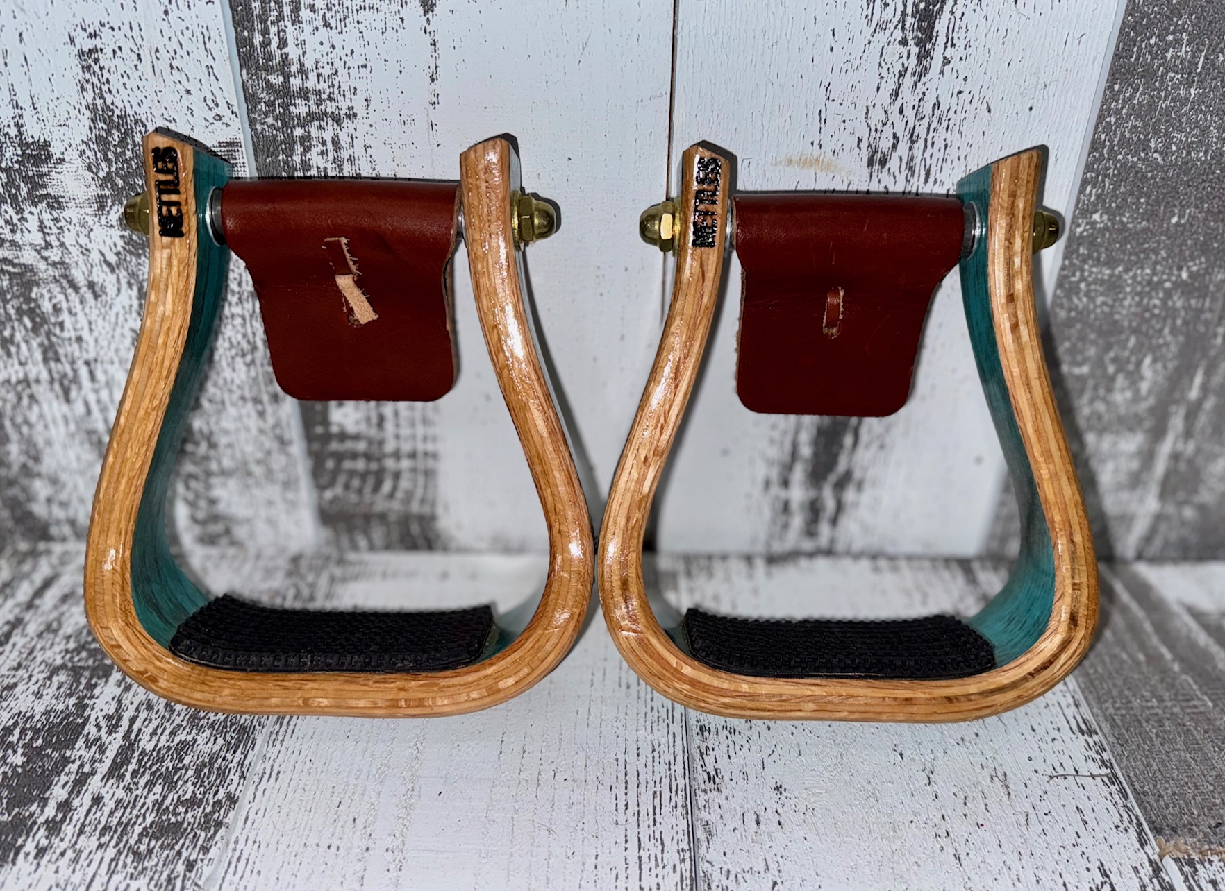 Barrel Racer Nettle Stirrups - Image 7