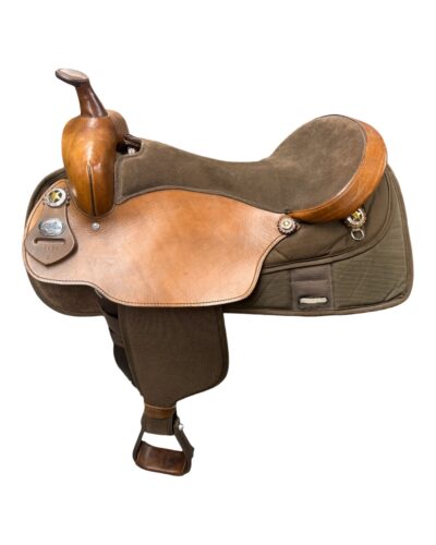 Used 19'' Fabtron Trail Saddle