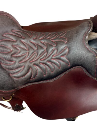Tucker Endurance Heritage Saddle - Image 4