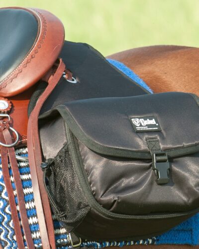 Cashel Black Rear Deluxe Saddle Bag - Image 2