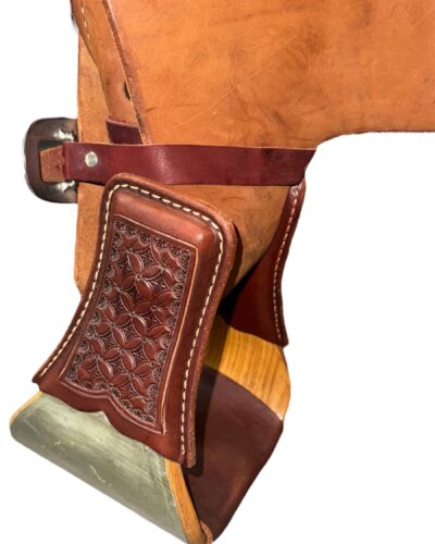 Used 15.5’’ 2X Cowboy Collection R.W. Bowman Roping Saddle - Image 6