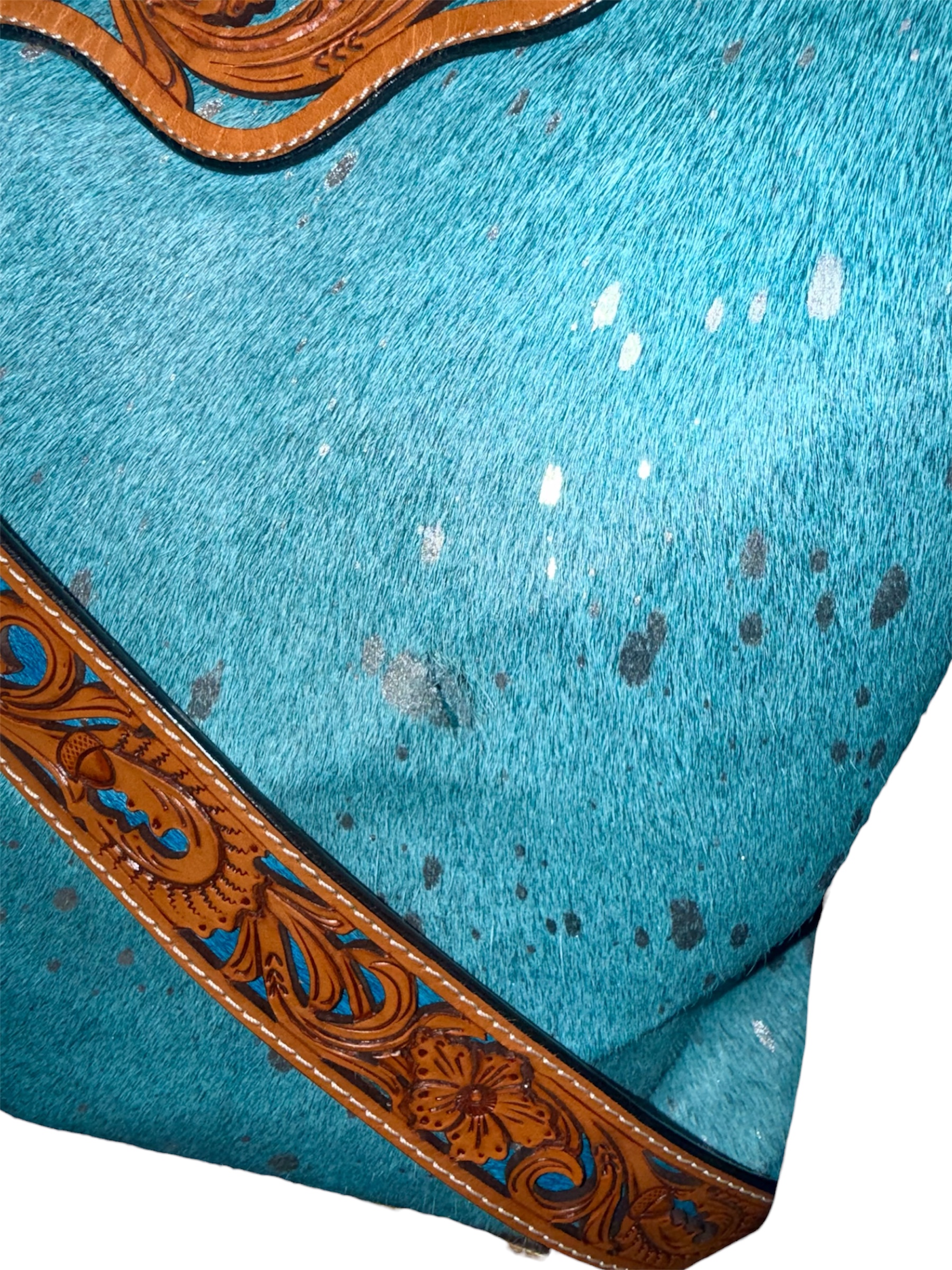 Rafter T Turquoise Acid Wash Cowhide Large Crossbody Bag - Image 2