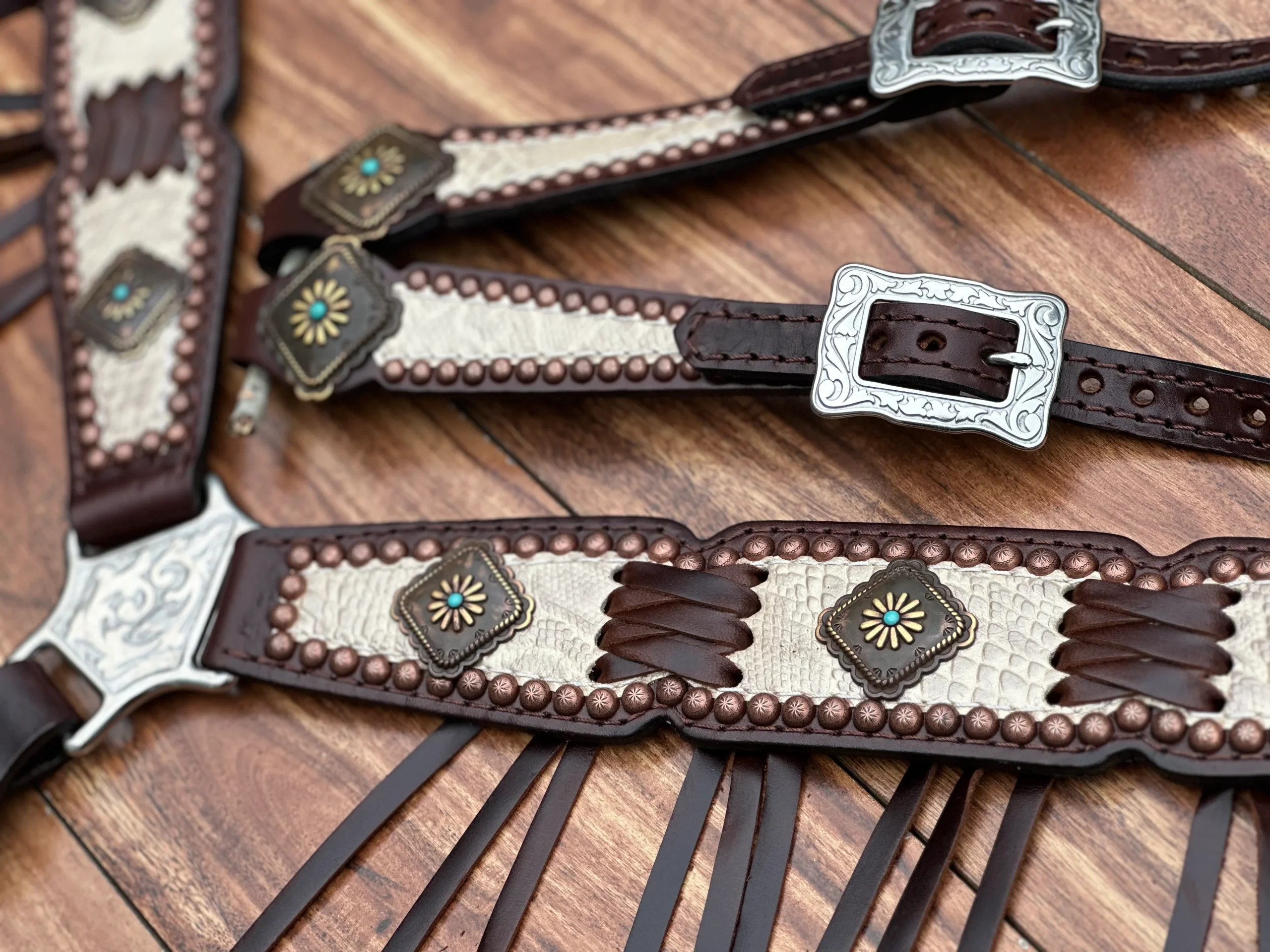 Rockn' Wilsons Cream Python Leather w/ Cross Stitching - Image 3