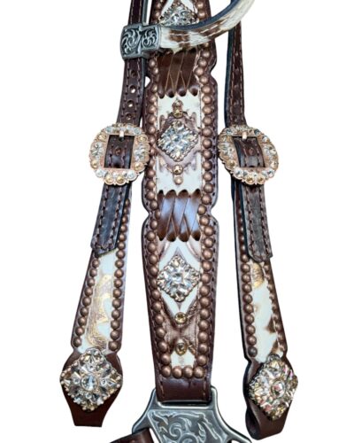 Alternative view of Rockn’ Wilsons White Laredo w/ Cross Stitch