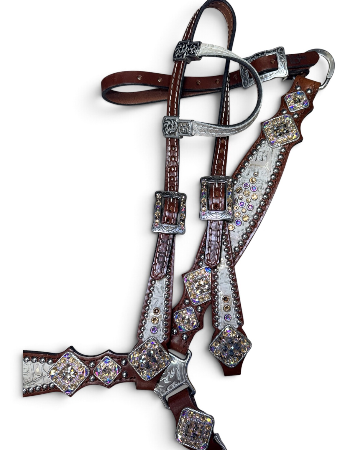 Rockn’ Wilsons Cream Gator w/ Rope Edge Crystal Conchos